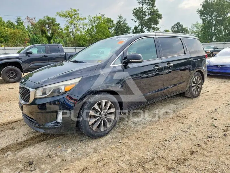 2015 KIA Sedona фото