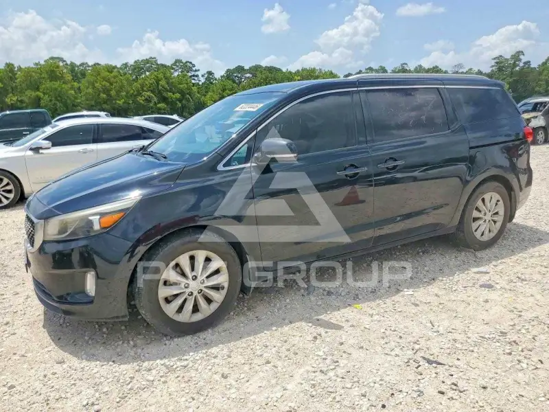 2015 KIA Sedona фото