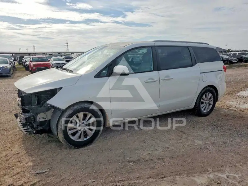 2015 KIA Sedona фото