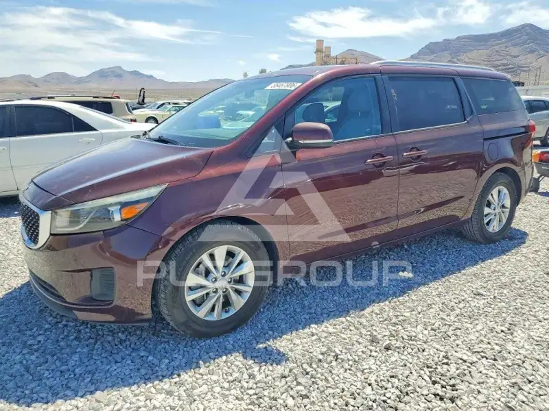 2015 KIA Sedona photo