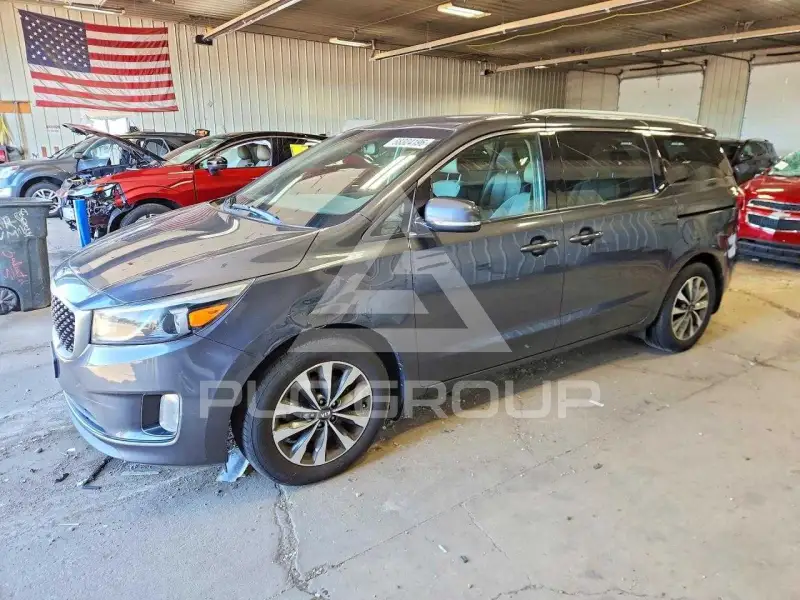 2015 KIA Sedona фото