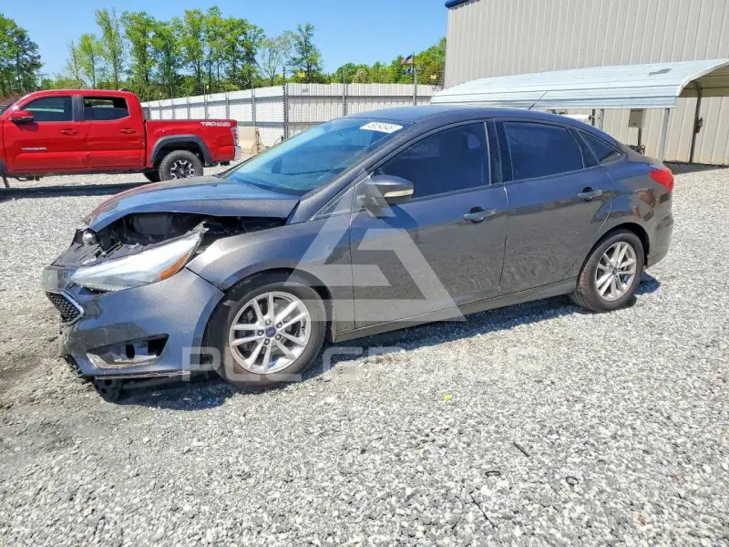 2015 Ford FOCUS photo