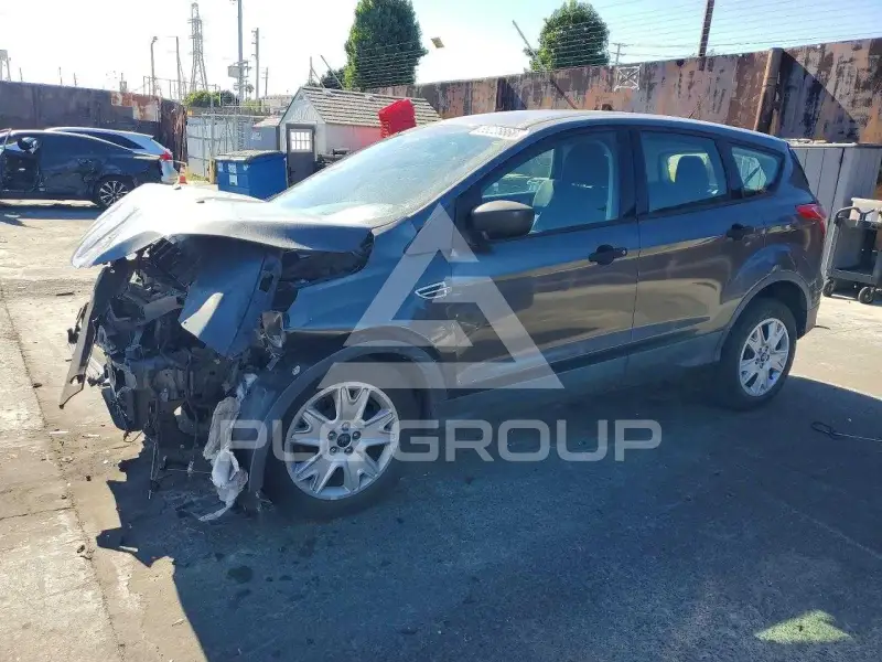 2015 Ford ESCAPE photo