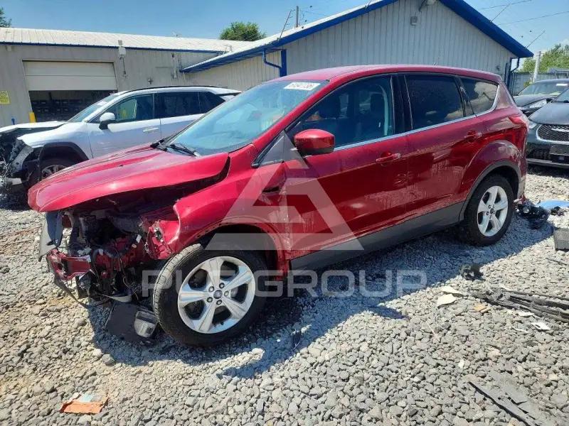 2015 Ford ESCAPE photo