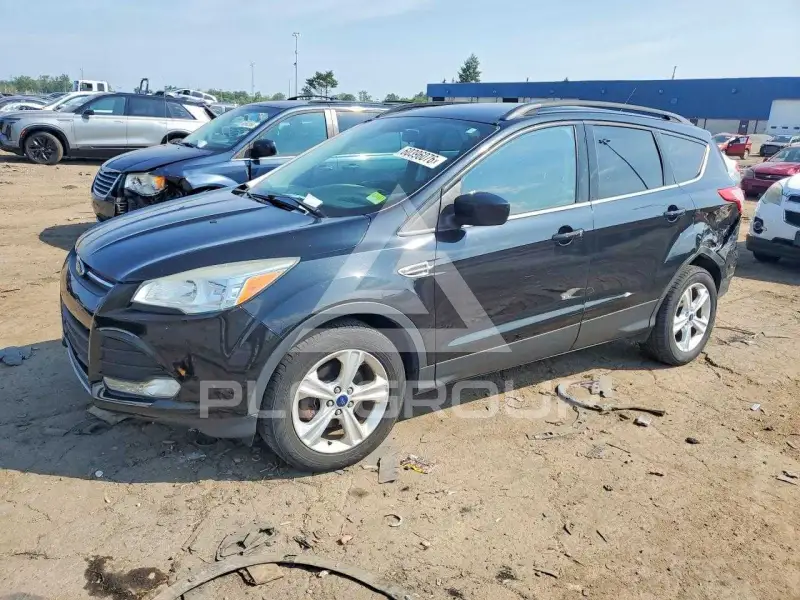 2015 Ford ESCAPE photo