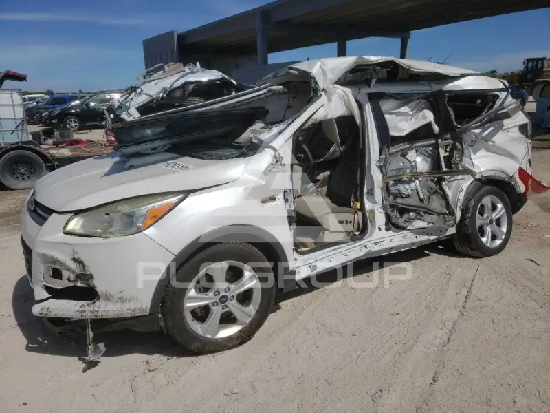 2015 Ford ESCAPE photo