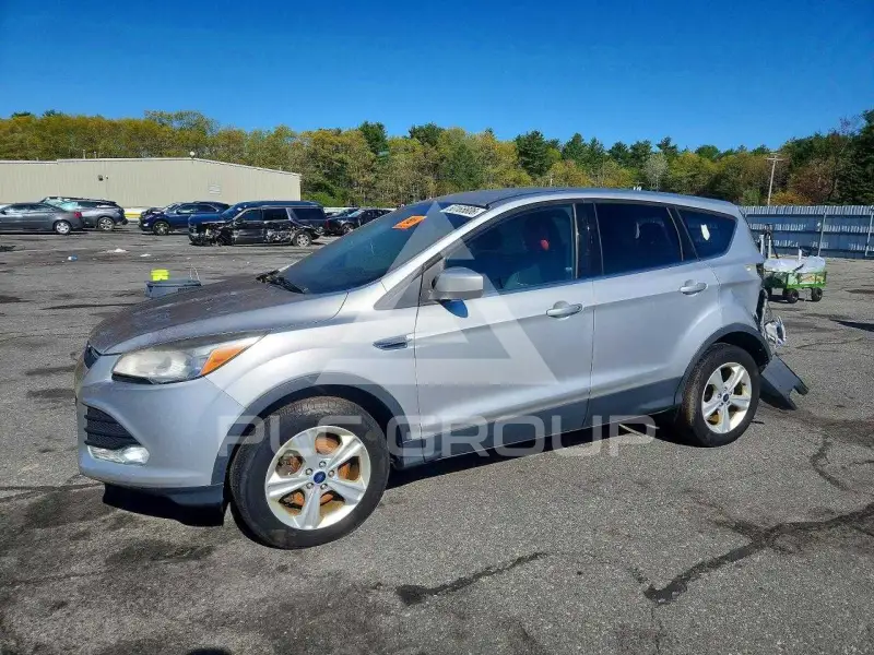 2015 Ford ESCAPE photo