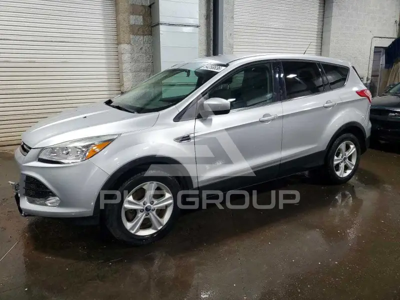 2015 Ford ESCAPE photo