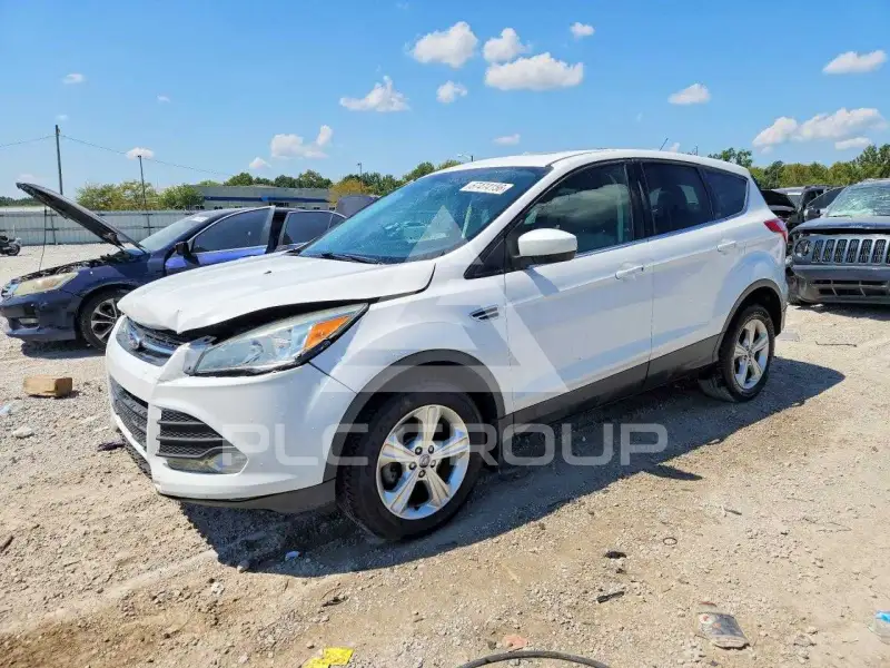 2015 Ford ESCAPE photo