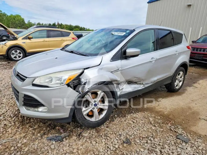 2015 Ford ESCAPE photo