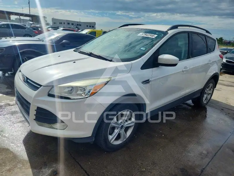 2015 Ford ESCAPE photo