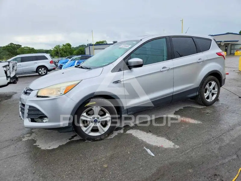 2015 Ford ESCAPE photo