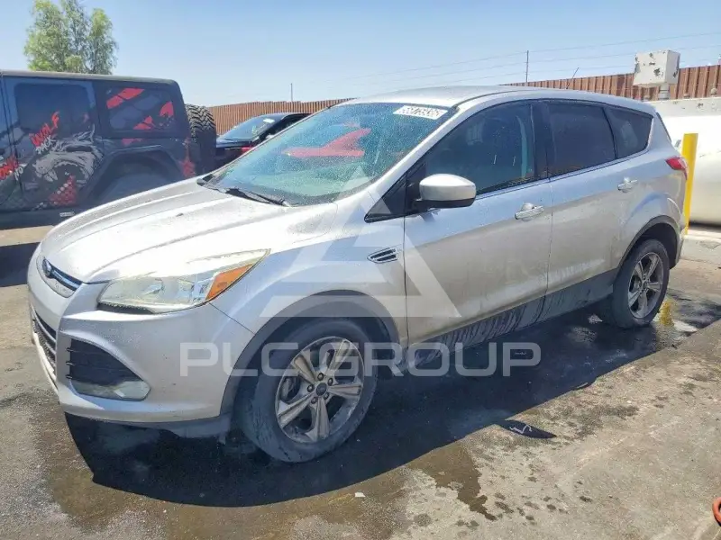 2015 Ford ESCAPE photo