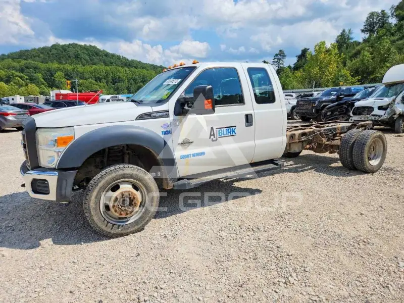 2015 Ford F-550 фото
