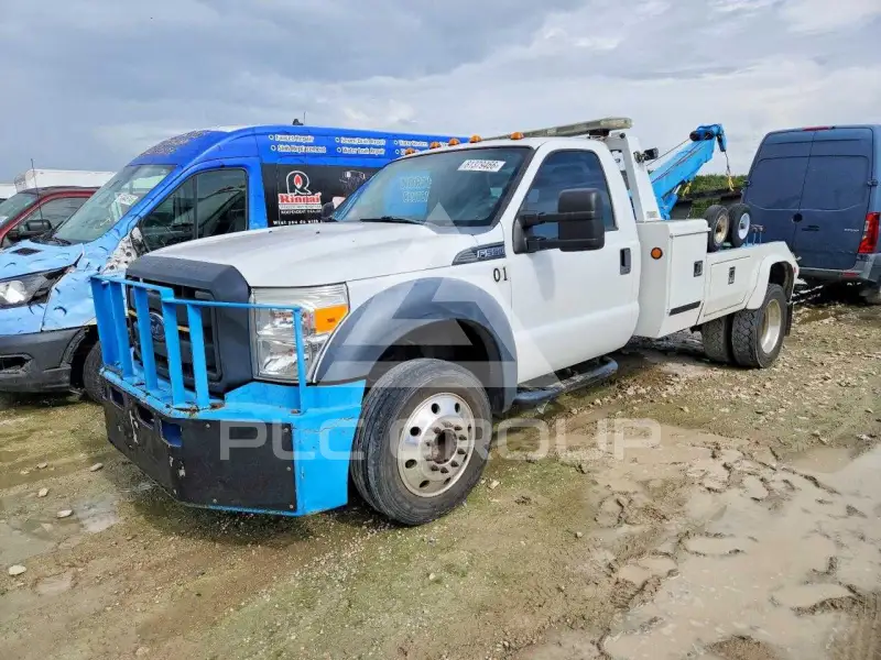 2015 Ford F-550 photo