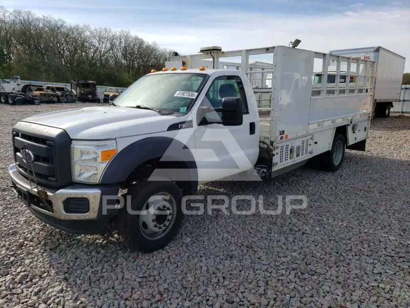 2015 Ford F-550 photo