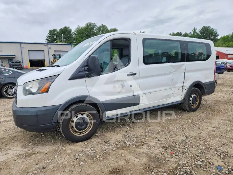 2015 Ford TRANSIT photo