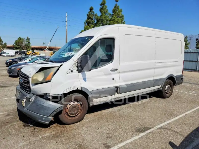 2015 Ford TRANSIT photo