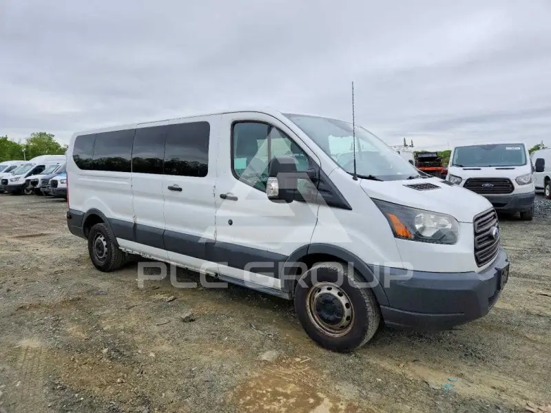 2015 Ford TRANSIT фото