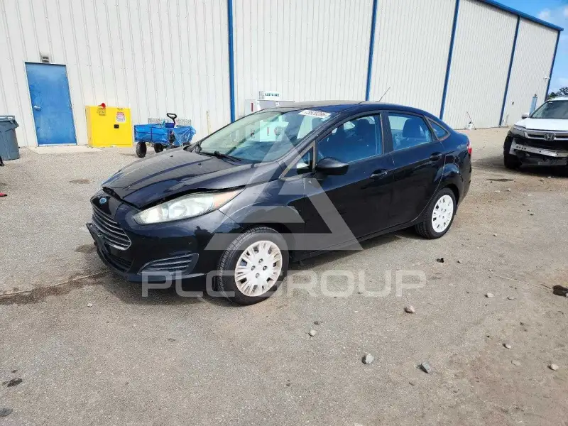 2015 Ford FIESTA фото