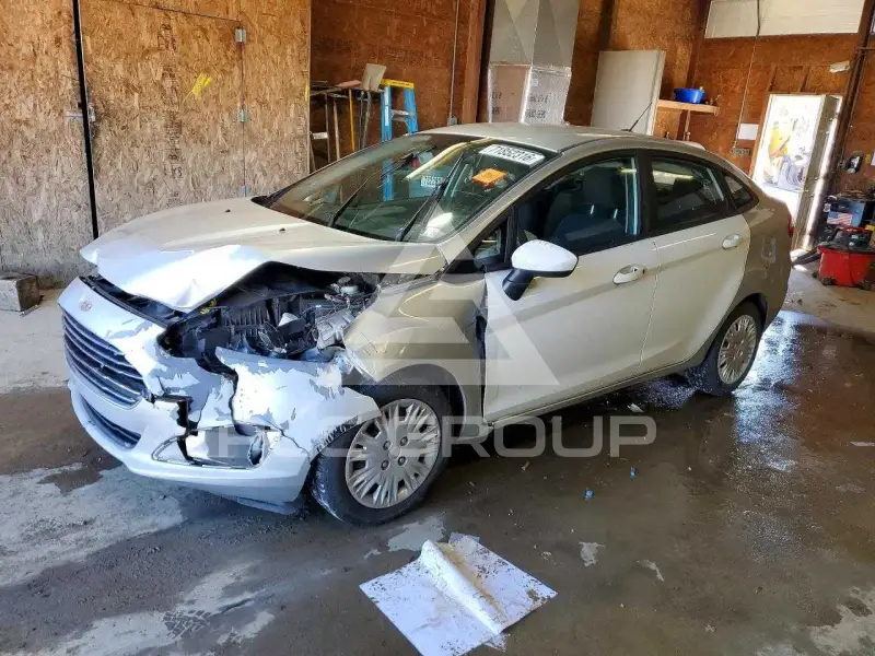 2015 Ford FIESTA фото