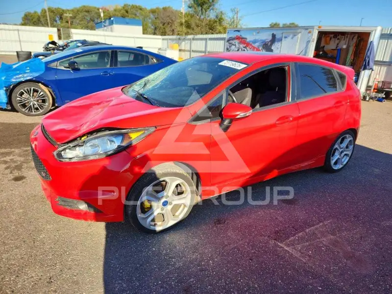 2015 Ford FIESTA photo