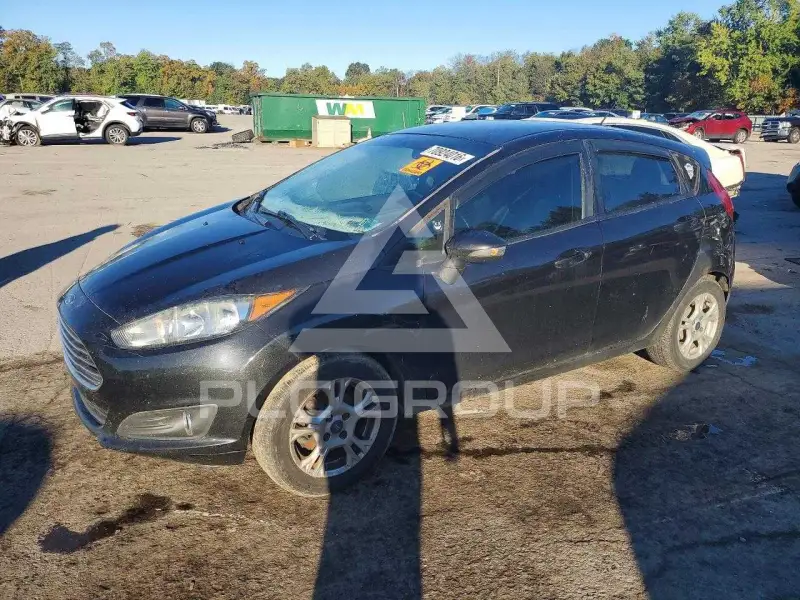 2015 Ford FIESTA фото