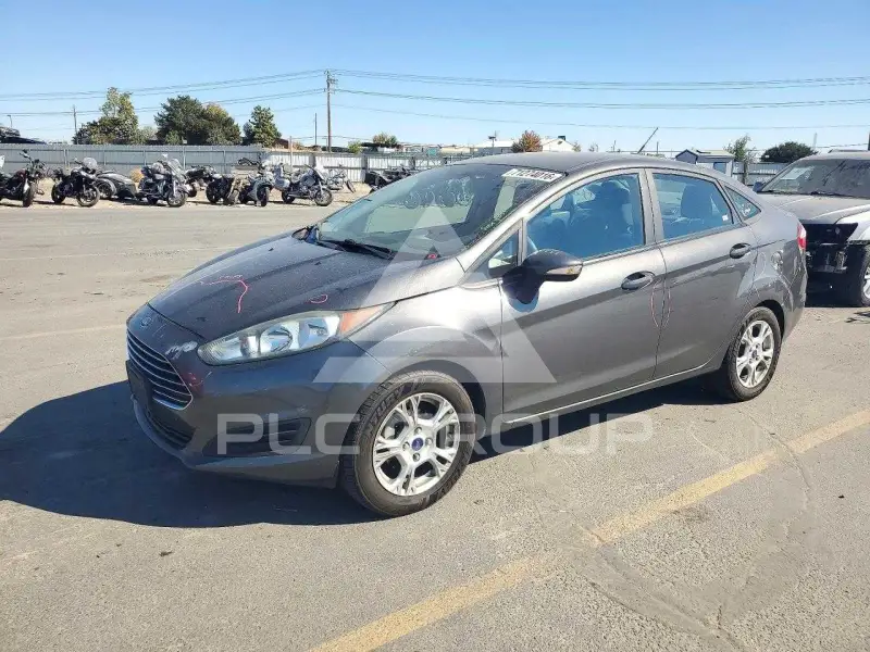 2015 Ford FIESTA photo