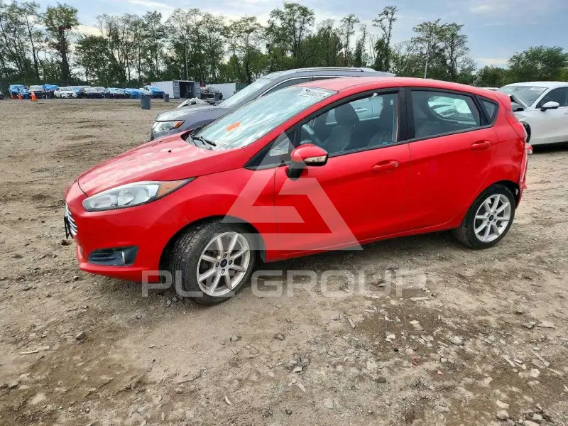 2015 Ford FIESTA фото