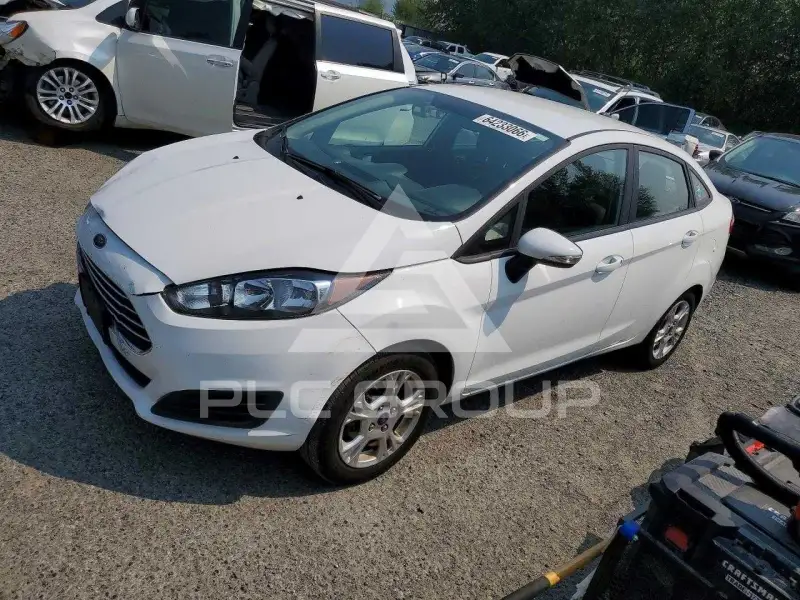 2015 Ford FIESTA фото