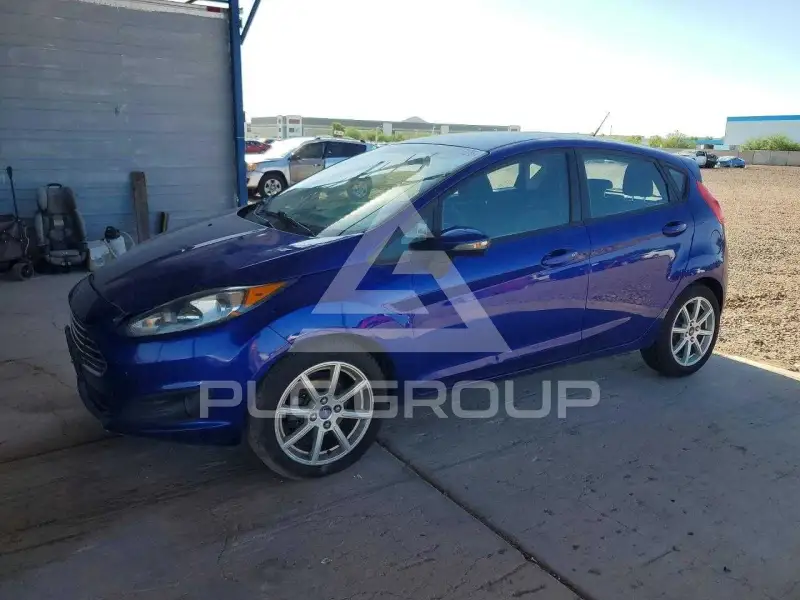 2015 Ford FIESTA фото