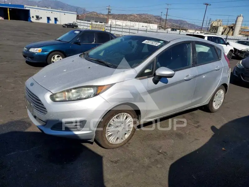 2015 Ford FIESTA фото