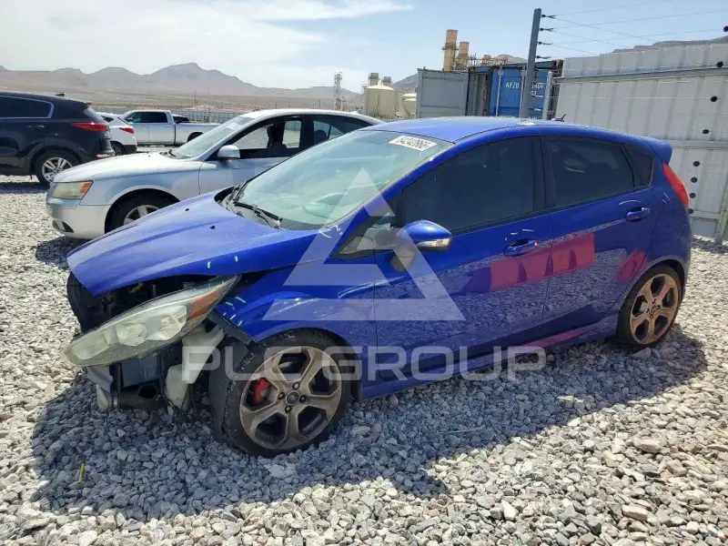 2015 Ford FIESTA фото