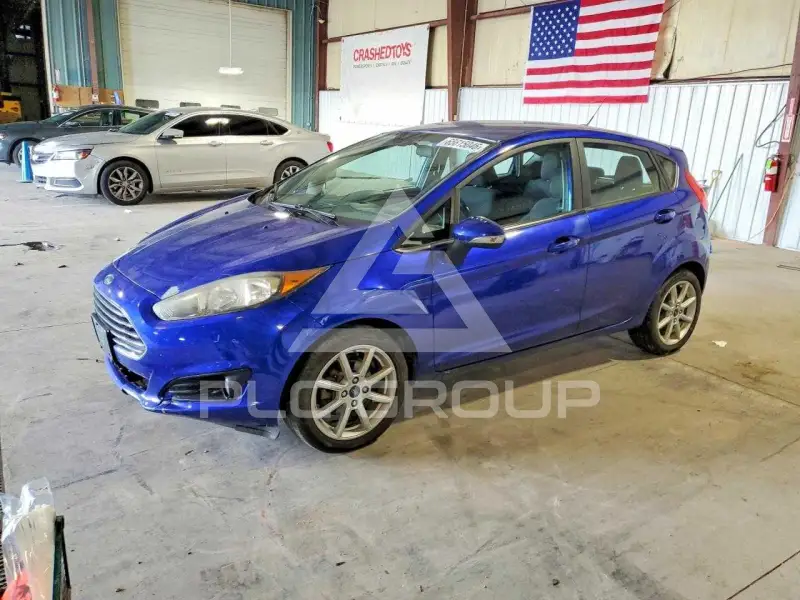 2015 Ford FIESTA фото