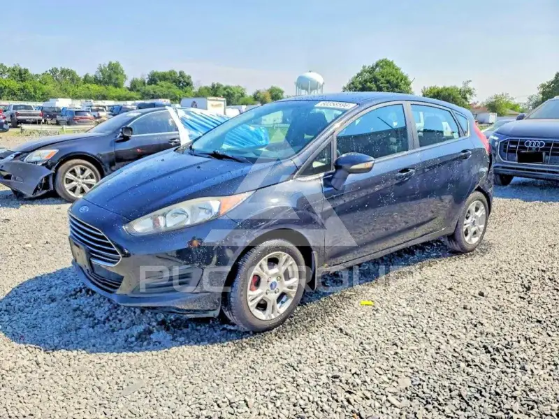 2015 Ford FIESTA photo
