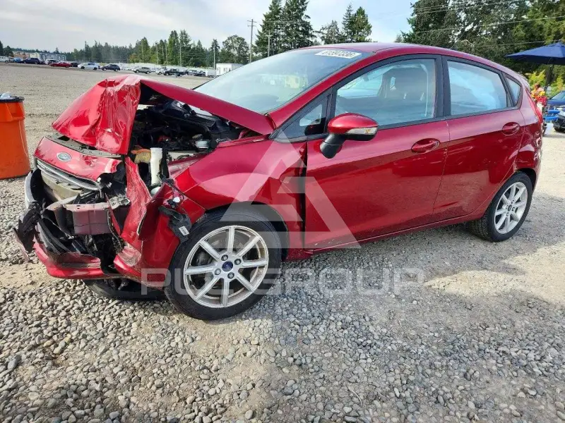 2015 Ford FIESTA photo