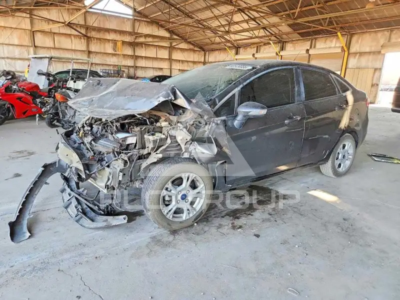 2015 Ford FIESTA фото