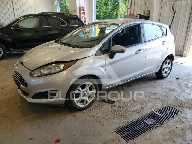 2015 Ford FIESTA фото