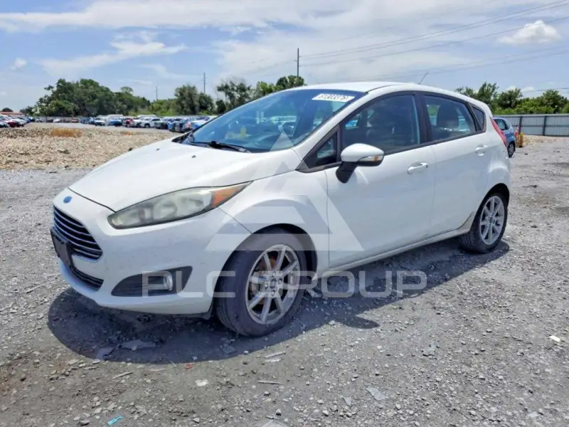 2015 Ford FIESTA фото