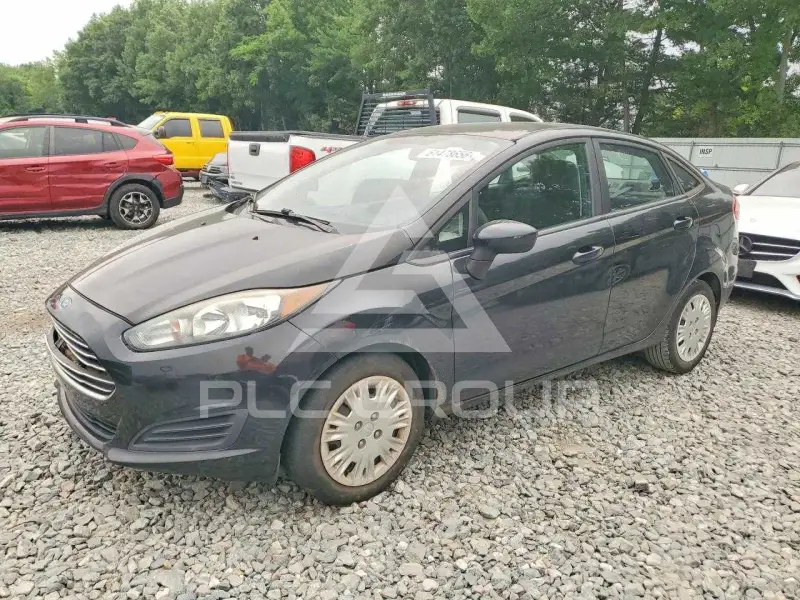 2015 Ford FIESTA фото