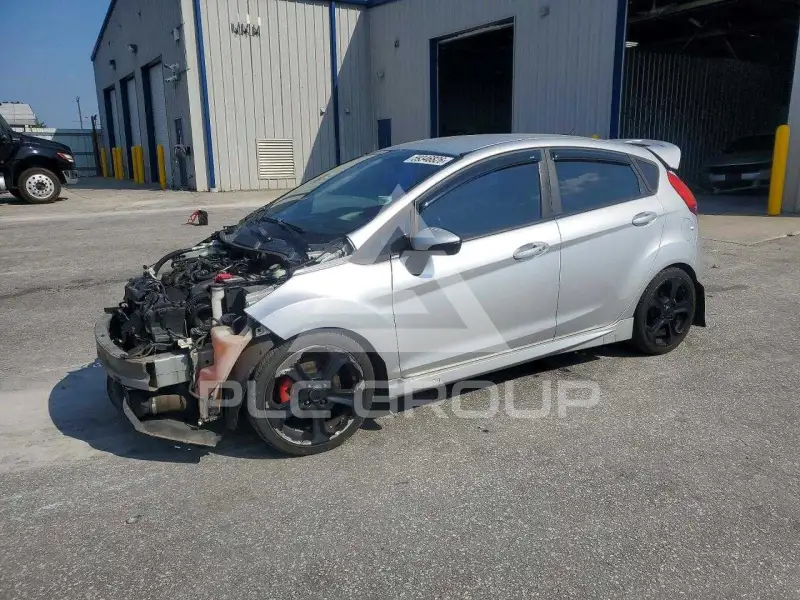 2015 Ford FIESTA photo