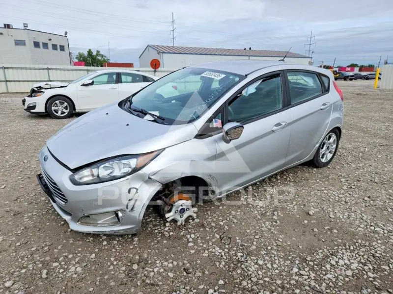 2015 Ford FIESTA photo