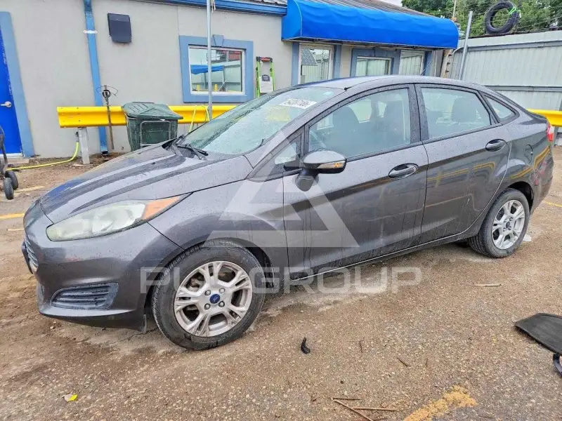 2015 Ford FIESTA photo