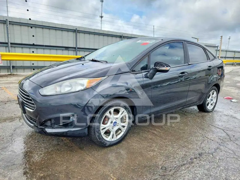 2015 Ford FIESTA photo