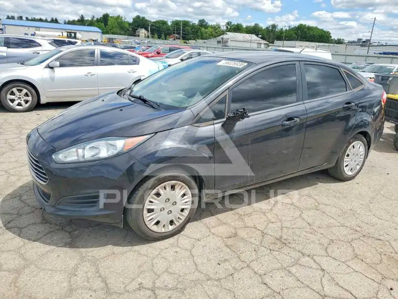 2015 Ford FIESTA photo