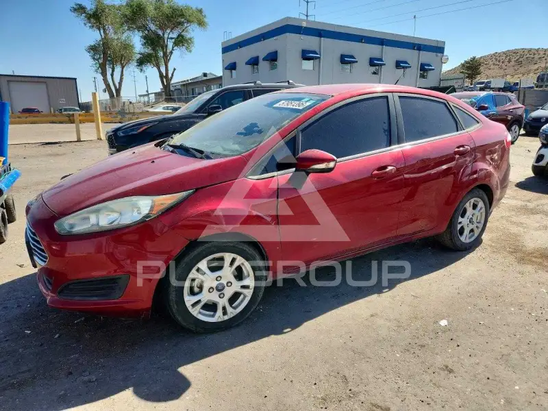 2015 Ford FIESTA фото