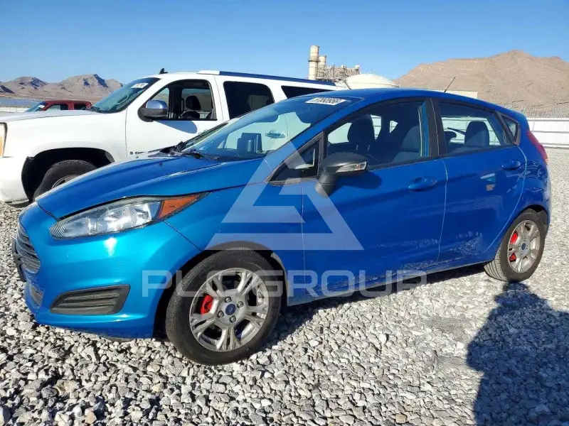 2015 Ford FIESTA фото