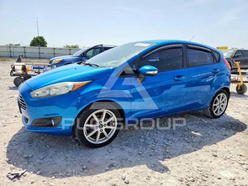 2015 Ford FIESTA photo