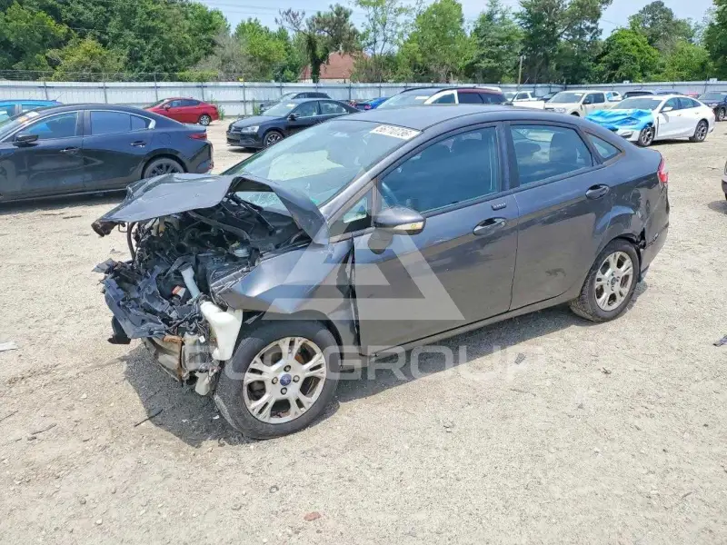2015 Ford FIESTA photo