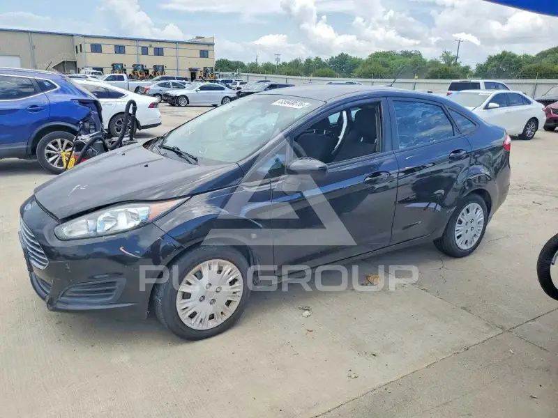 2015 Ford FIESTA фото